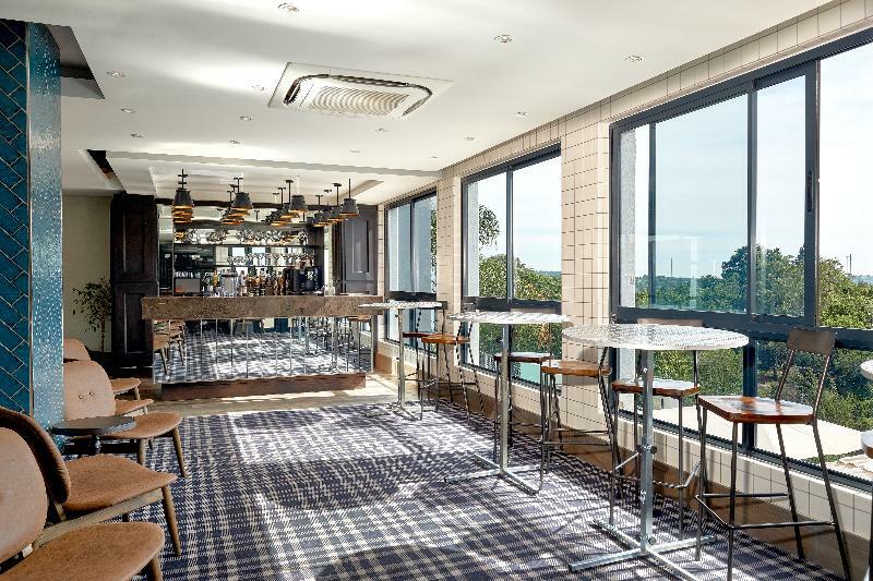 The Regency Apartment Hotel Menlyn Pretoria Exterior photo